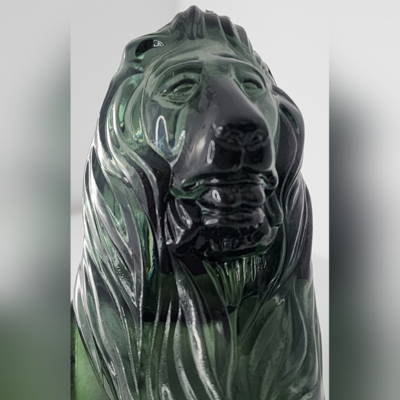 Vintage Avon Classic Lion Bookend Collectible Tribute After Shave Bottle - Picture 3 of 6